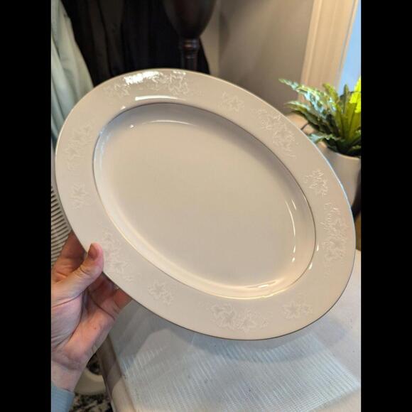 Stunning Serving Plate/Fine Seyei China/Japan/Chateau 7016 - Picture 4 of 6